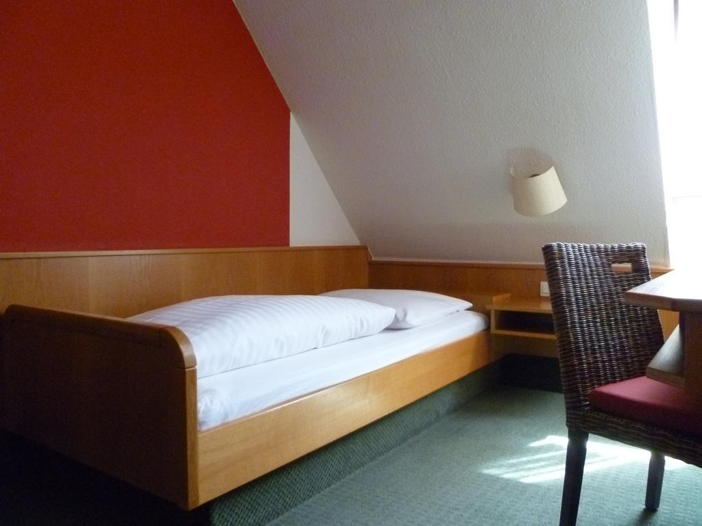 Gasthaus Zum Specht Hösbach Δωμάτιο φωτογραφία